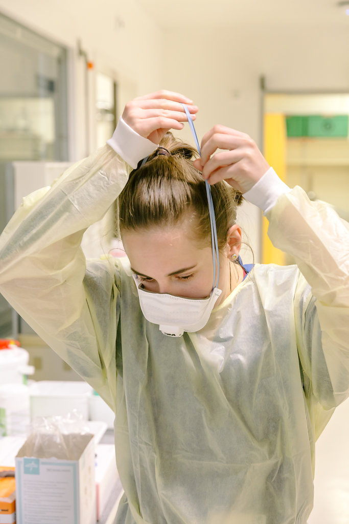 2020-COVID-Unispital-Basel-Fiechter-18.jpg