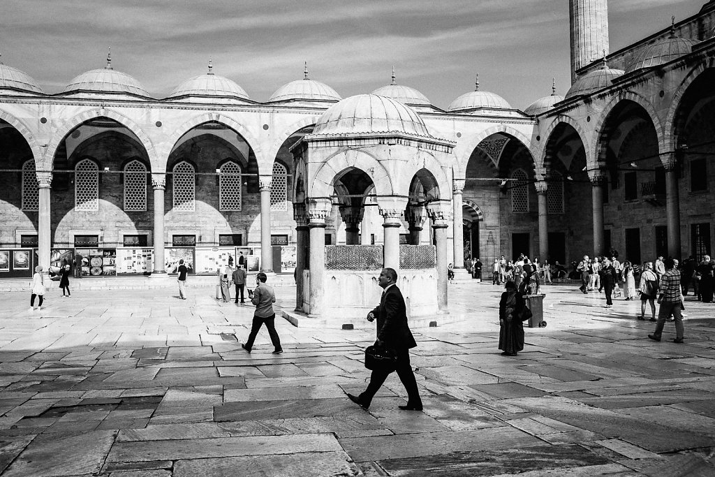 FabianFiechter-MOSCHEE-07.jpg